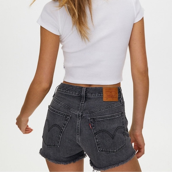 Levi's 501 Original Short - Picture 2 of 5